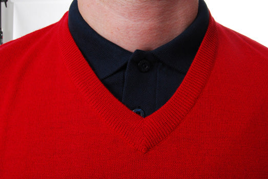 Merc - Jenz, classic knitted sleeveless sweater- Red